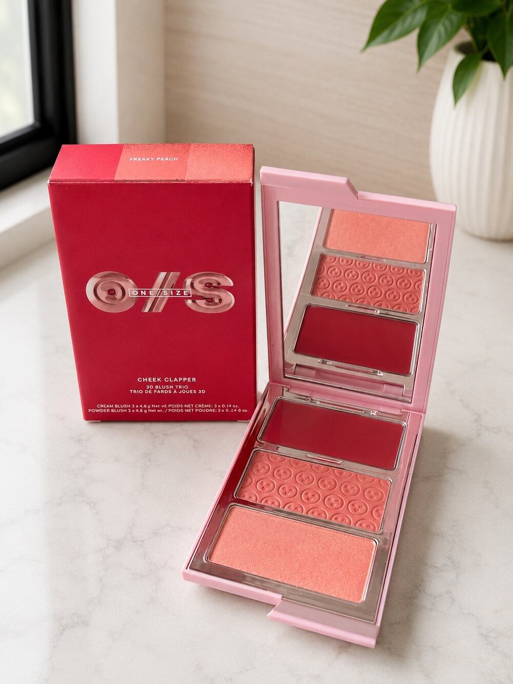 $38 ONE/SIZE Cheek Clapper 3D Blush Trio Freaky Peach New in Box